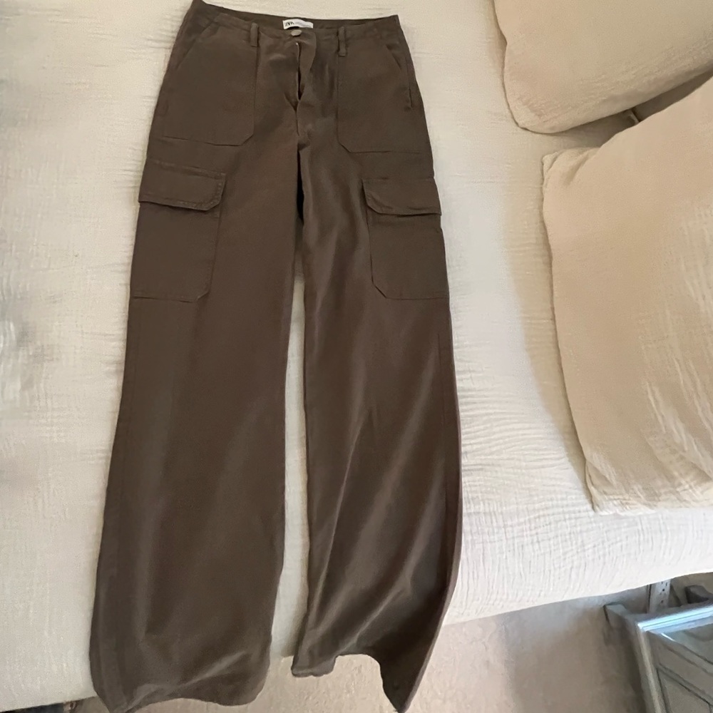 Green Cargo Pants